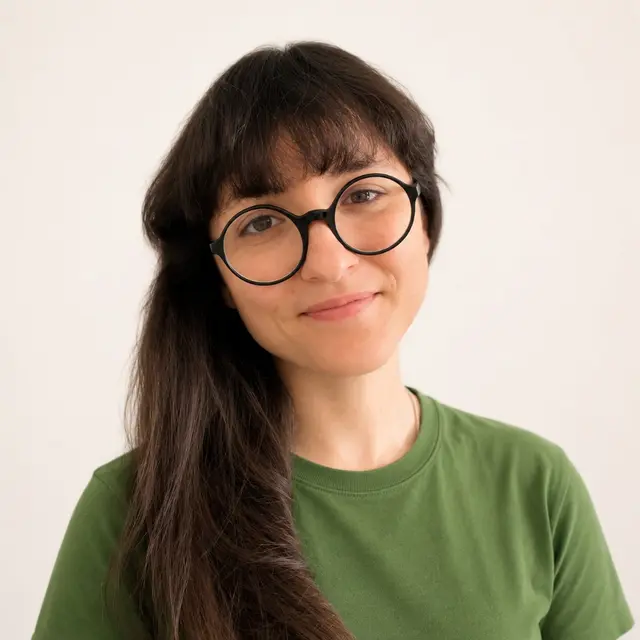 Sofia Castro — Brand & Content